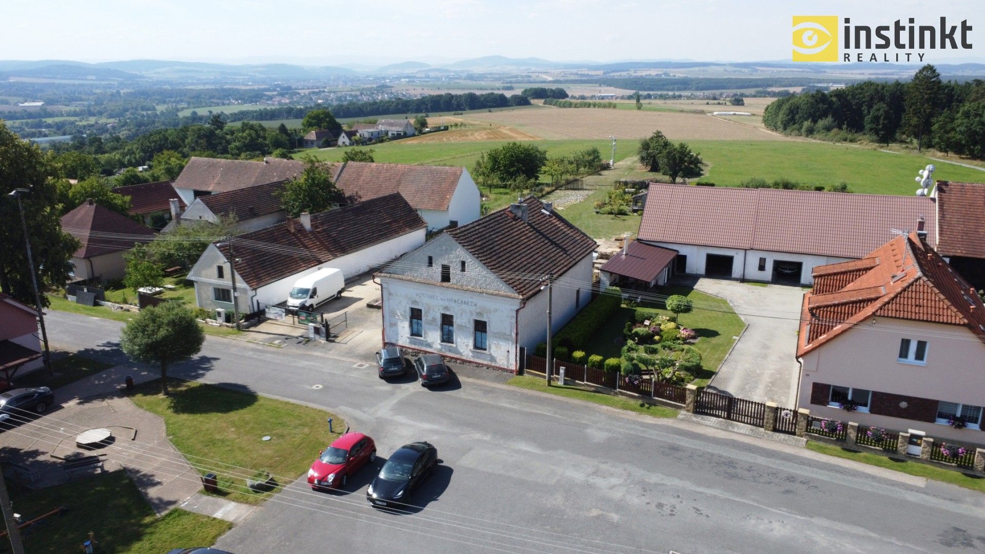 Rodinné domy, Hradčany, Chlumčany, 225 m²