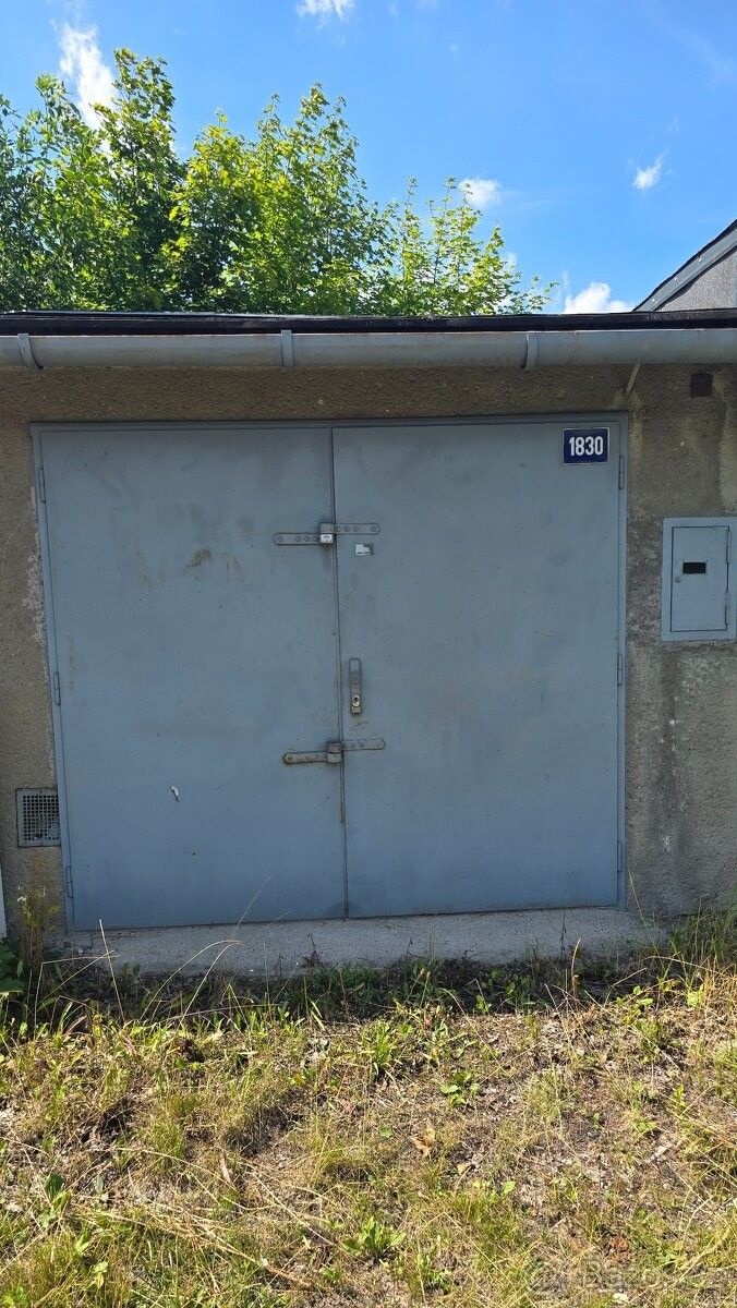 Garáže, Havířov, 736 01