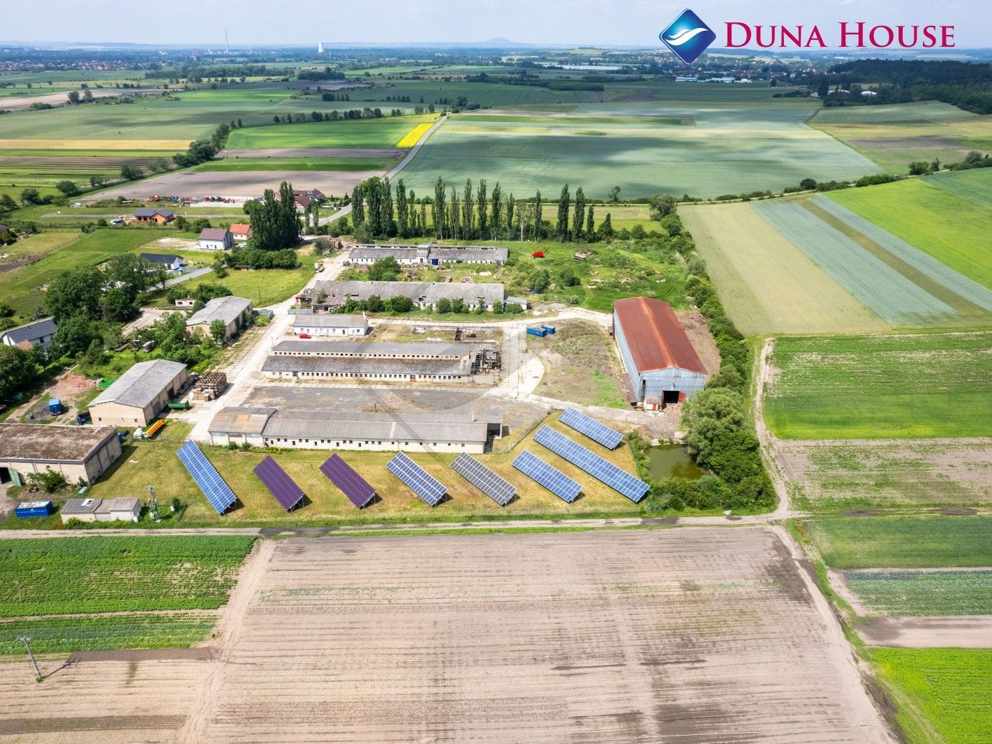 Obchodní prostory, Nedomice, 22 700 m²