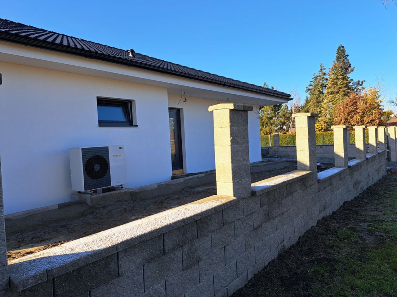 Prodej rodinný dům - Choceradská, Svojetice, 113 m²