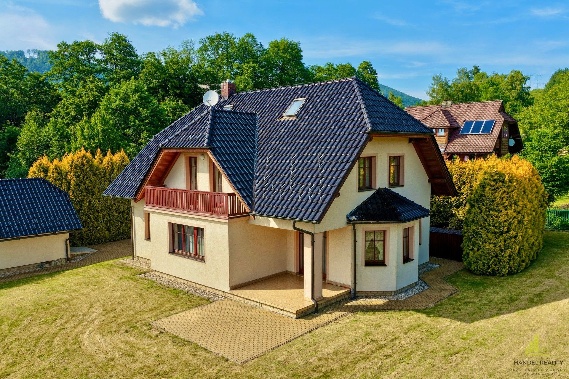 Rodinné domy, Sladské, Rožnov pod Radhoštěm, 239 m²