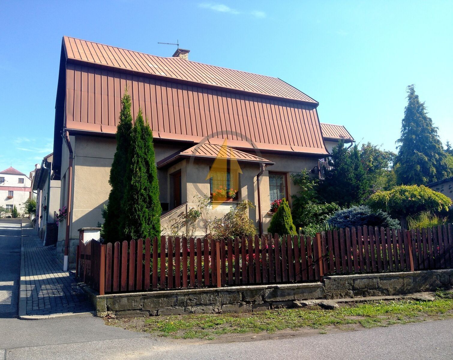 Rodinné domy, Růžová, Rovensko pod Troskami, 240 m²