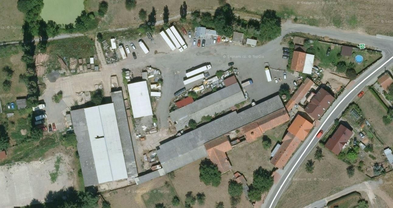 Pronájem komerční pozemek - Mezouň, 250 m²