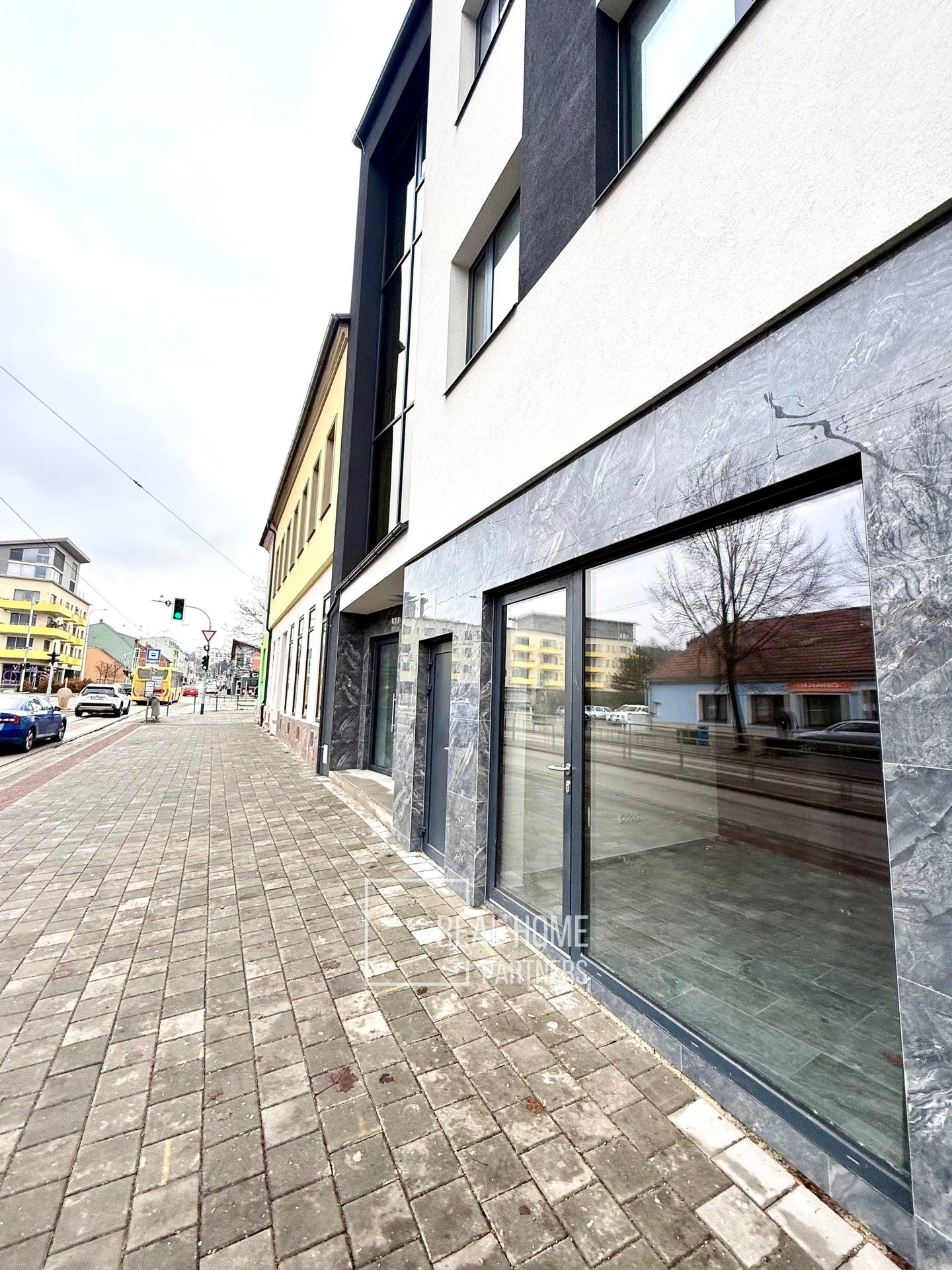 Obchodní prostory, Táborská, Brno, 200 m²