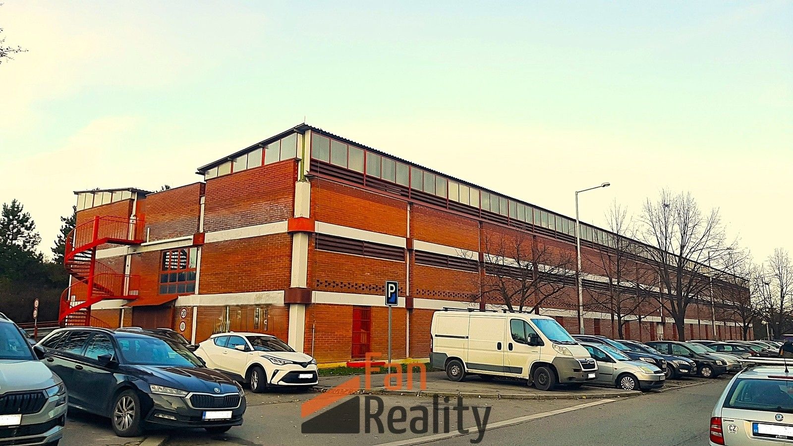 Garáže, Běhounkova, Praha, 28 m²