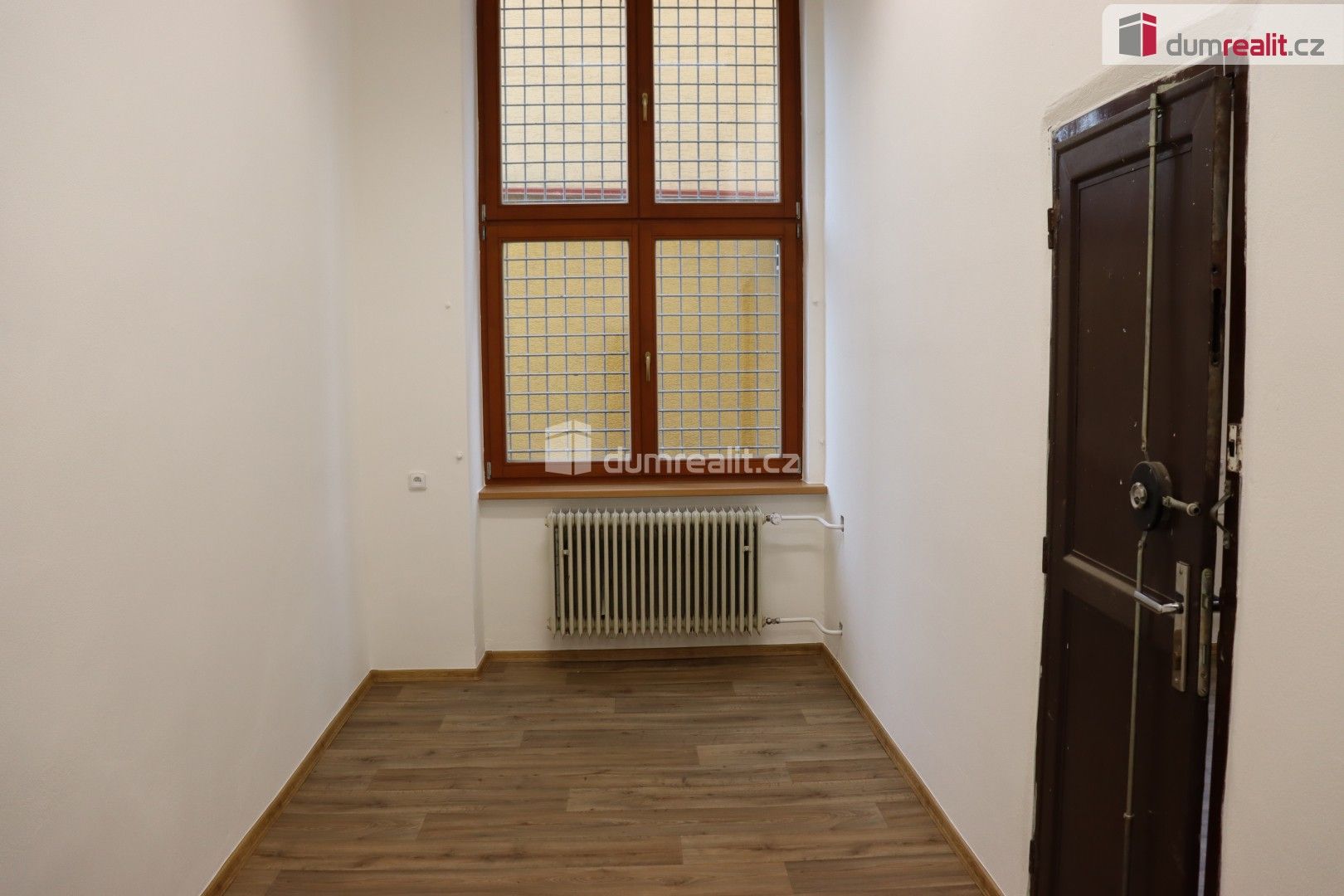 Pronájem obchodní prostory - náměstí T. G. Masaryka, Břeclav, 43 m²