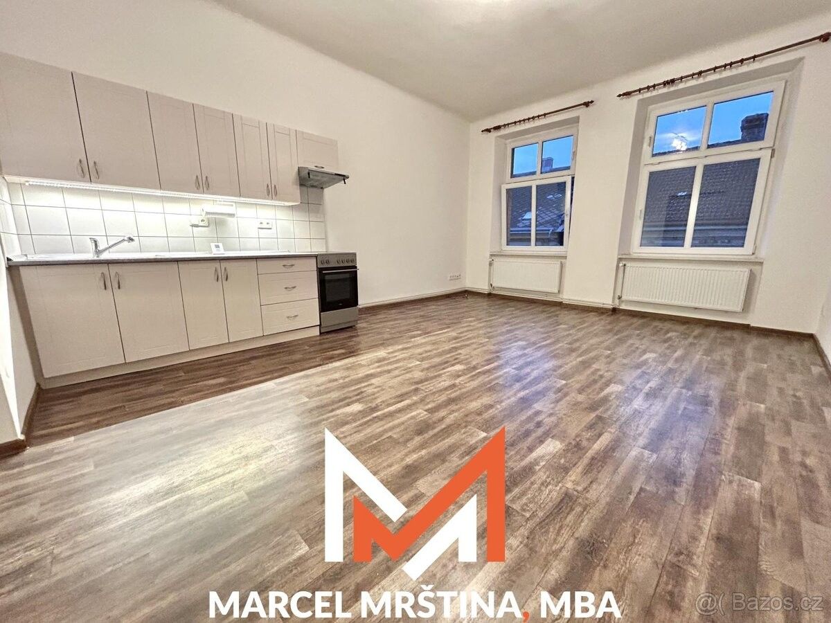 Byty, Hronov, 549 31