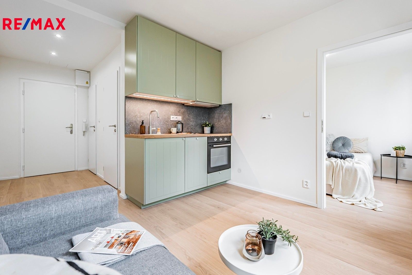 2+kk, V Lázních, Jesenice, 35 m²