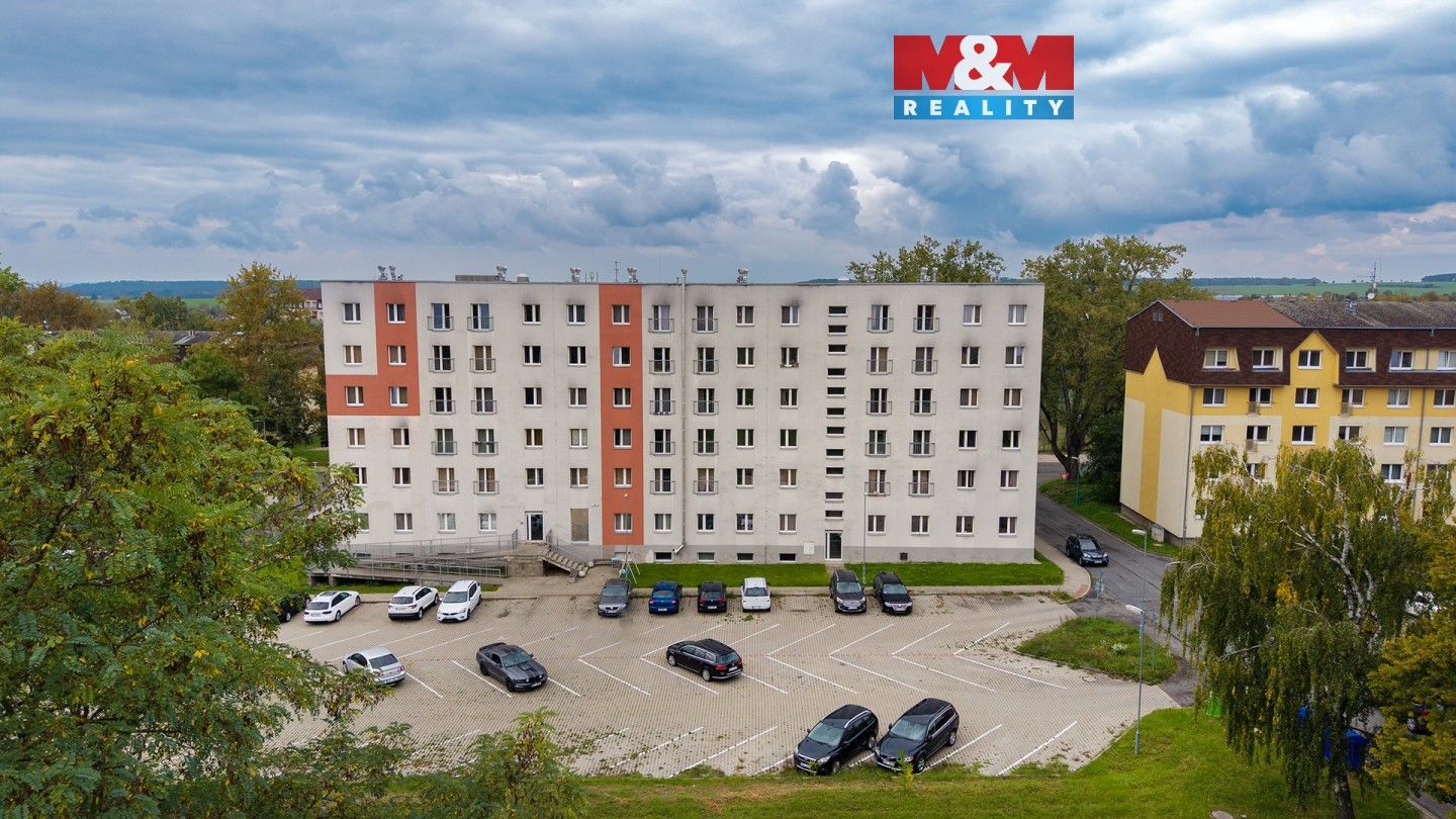 Činžovní domy, Topolová, Milovice, 4 261 m²