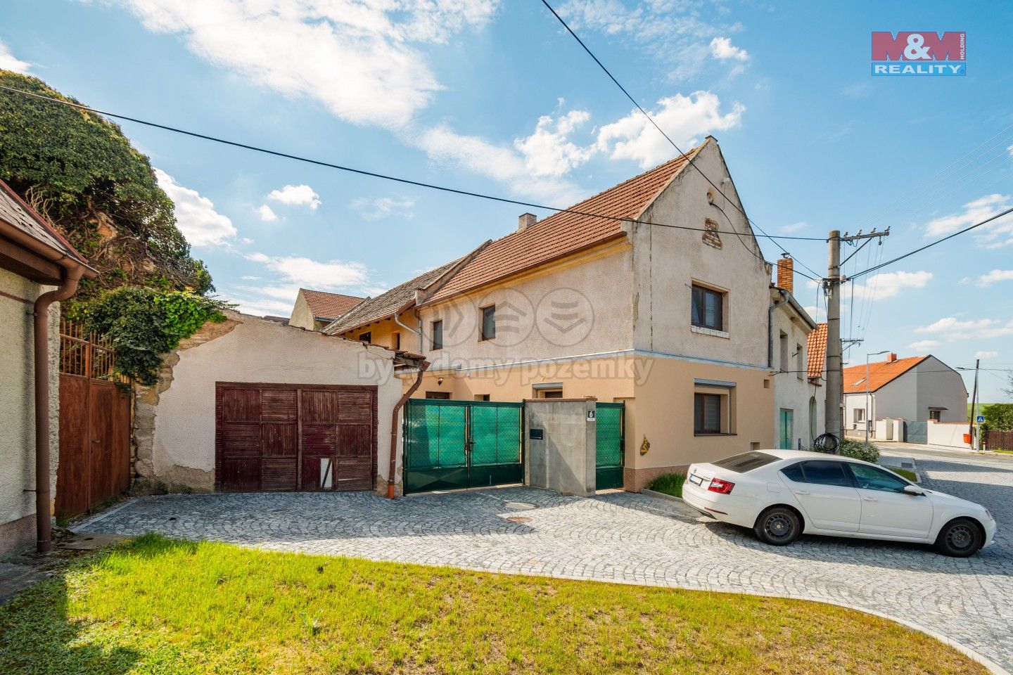 Prodej rodinný dům - Žižice, 220 m²