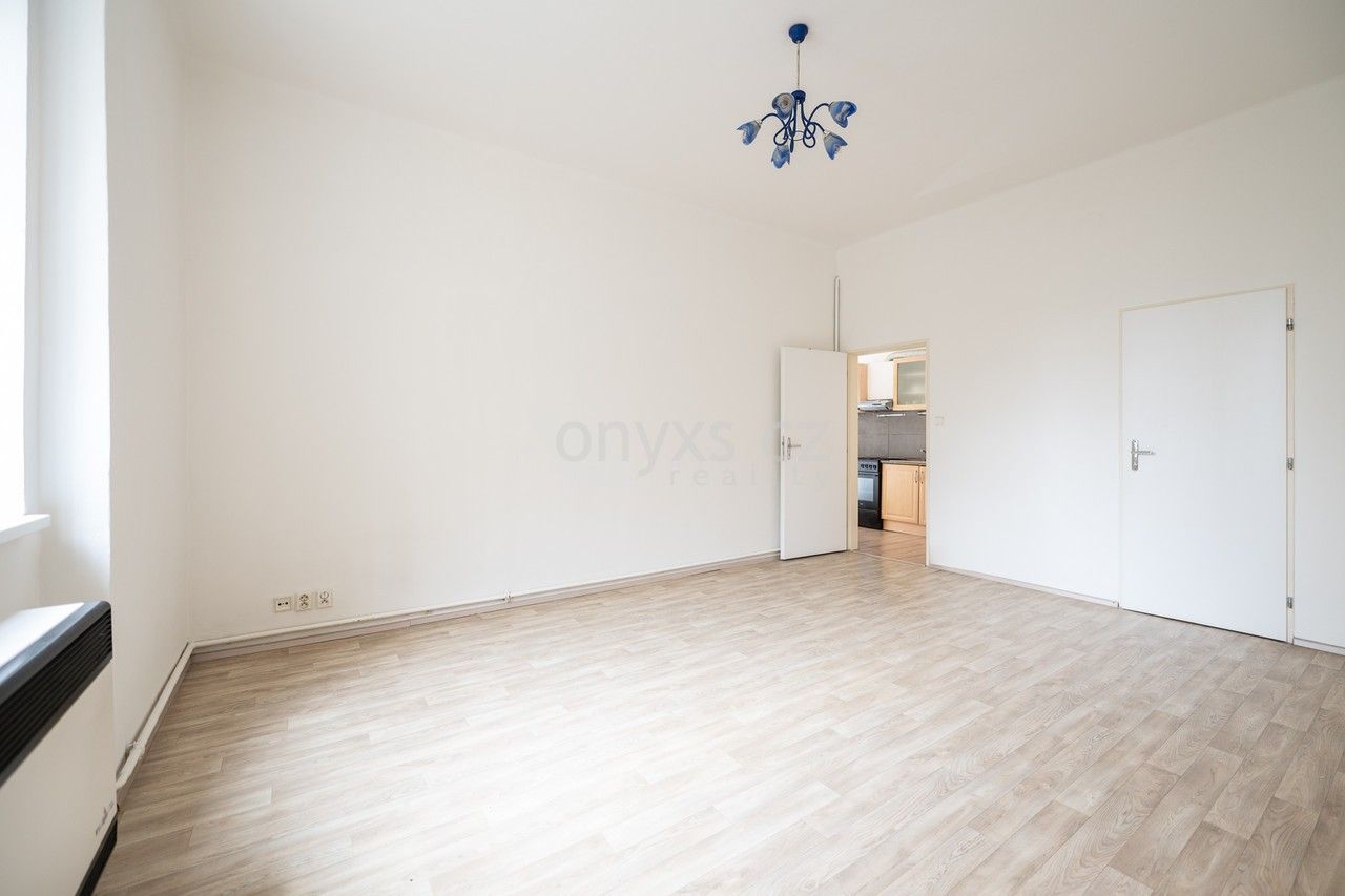 Pronájem byt 2+kk - Osadní, Praha, 51 m²