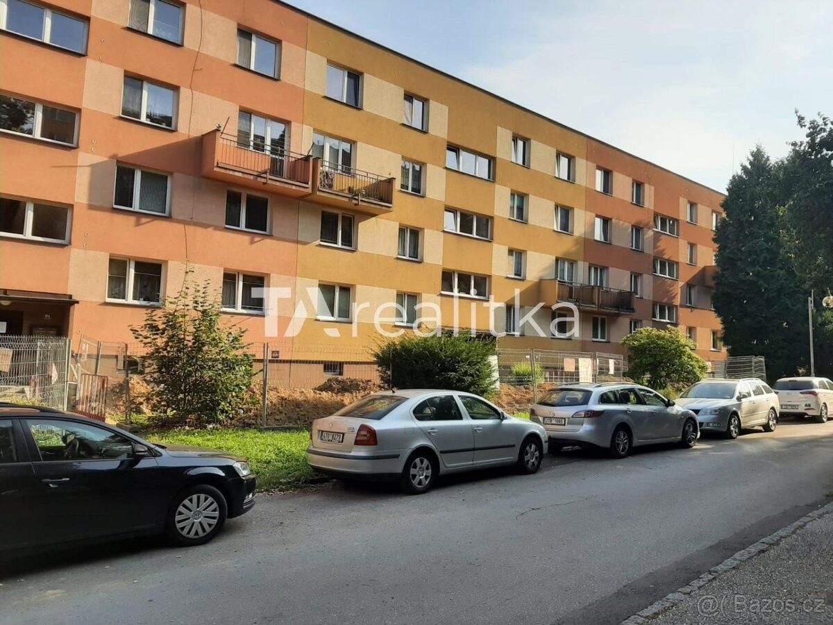 Prodej byt 1+1 - Orlová, 735 14, 38 m²