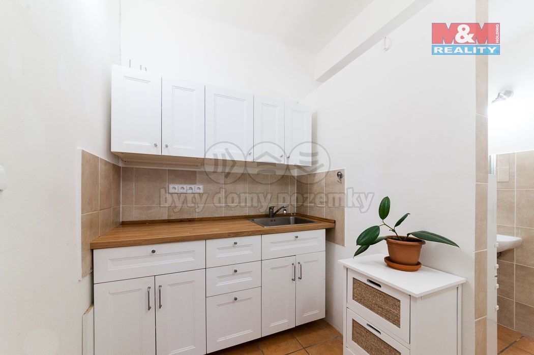 Prodej byt 1+kk - Vodňanského, Praha, 26 m²