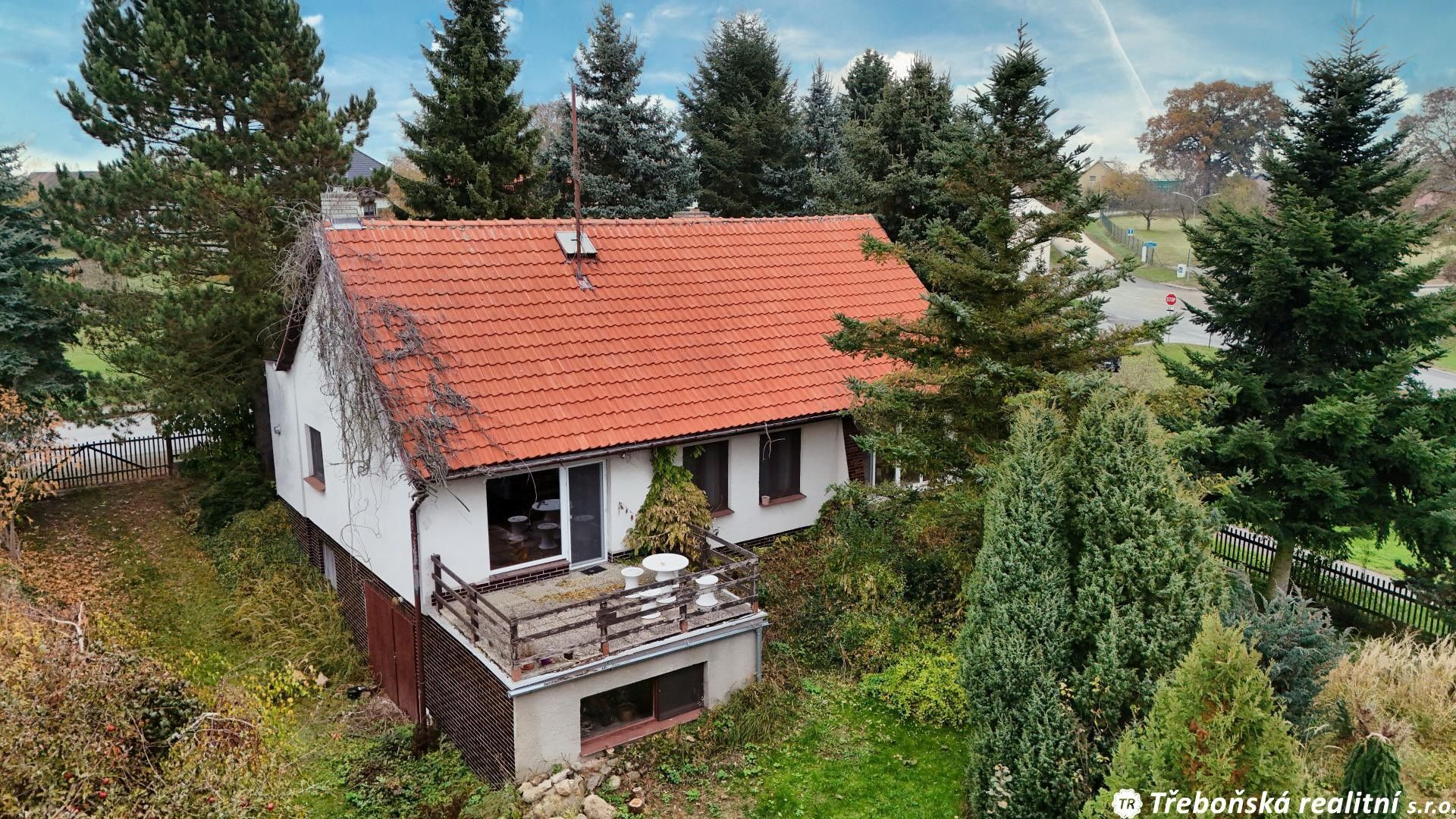 Rodinné domy, Peč, 198 m²