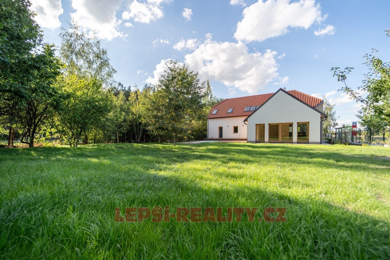 Prodej rodinný dům - Zálesí,Úvaly,Úvaly, 275 m²