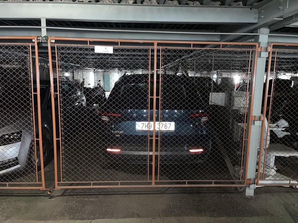 Prodej ostatní - Mrštíkova, Hradec Králové, 12 m²