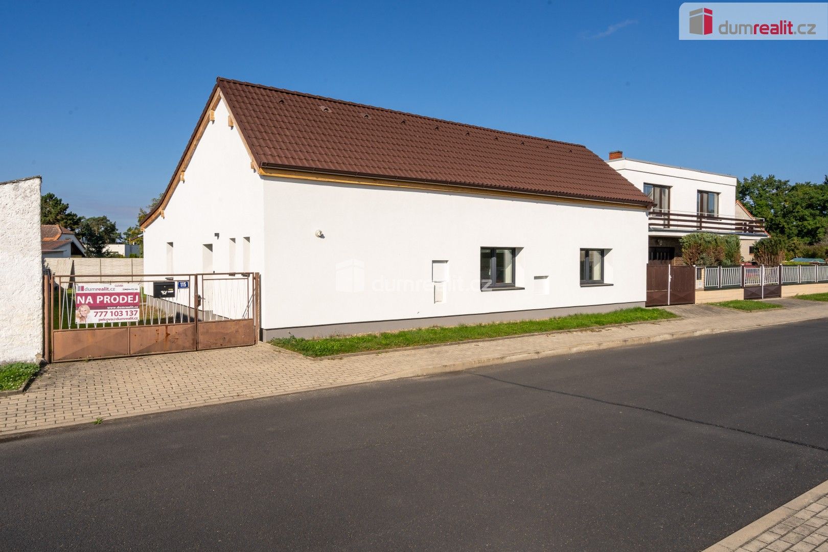 Rodinné domy, Vetelská, Vědomice, 460 m²