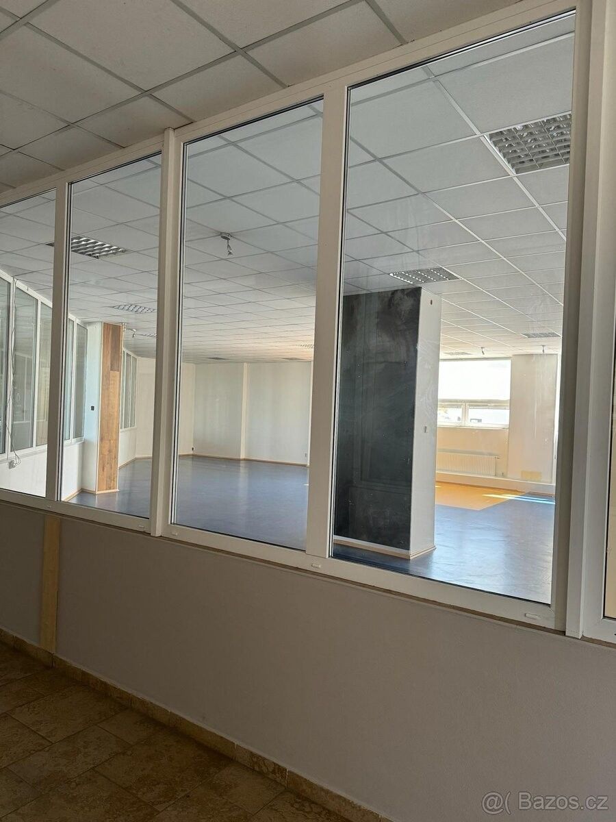 Pronájem kancelář - Zlín, 763 02, 123 m²