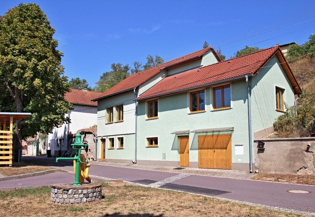 Ostatní, Znojmo, 669 02, 92 m²