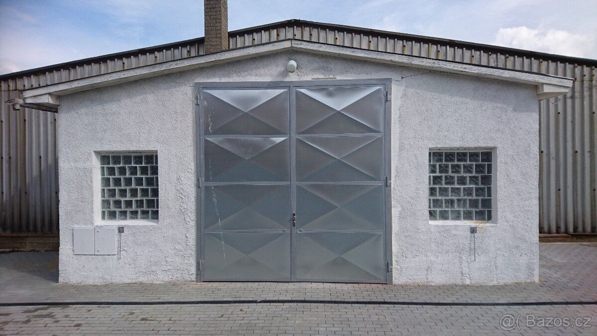 Sklady, Benešov, 256 01