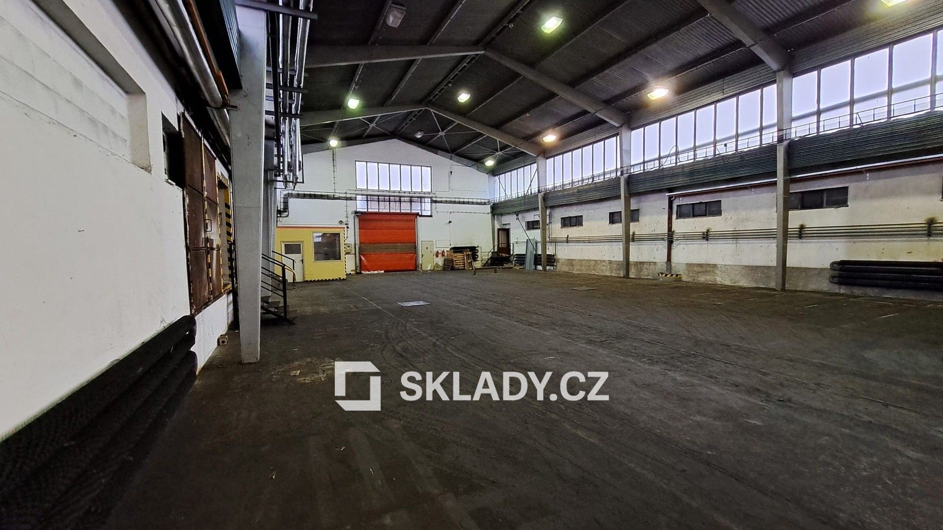 Sklady, Pardubice, 400 m²