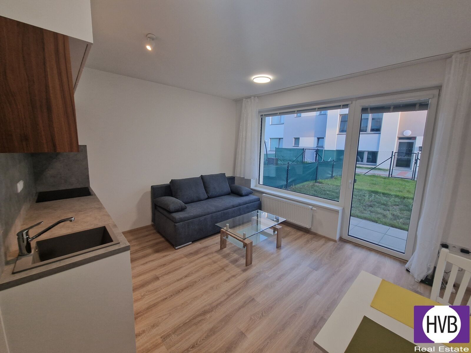 1+kk, Újezd u Průhonic, Praha, 26 m²