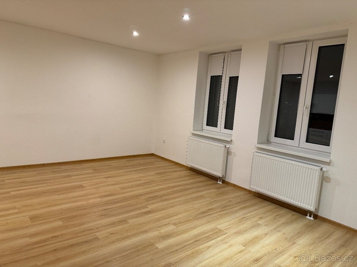 Pronájem byt 1+kk - Návsí, 739 92, 39 m²