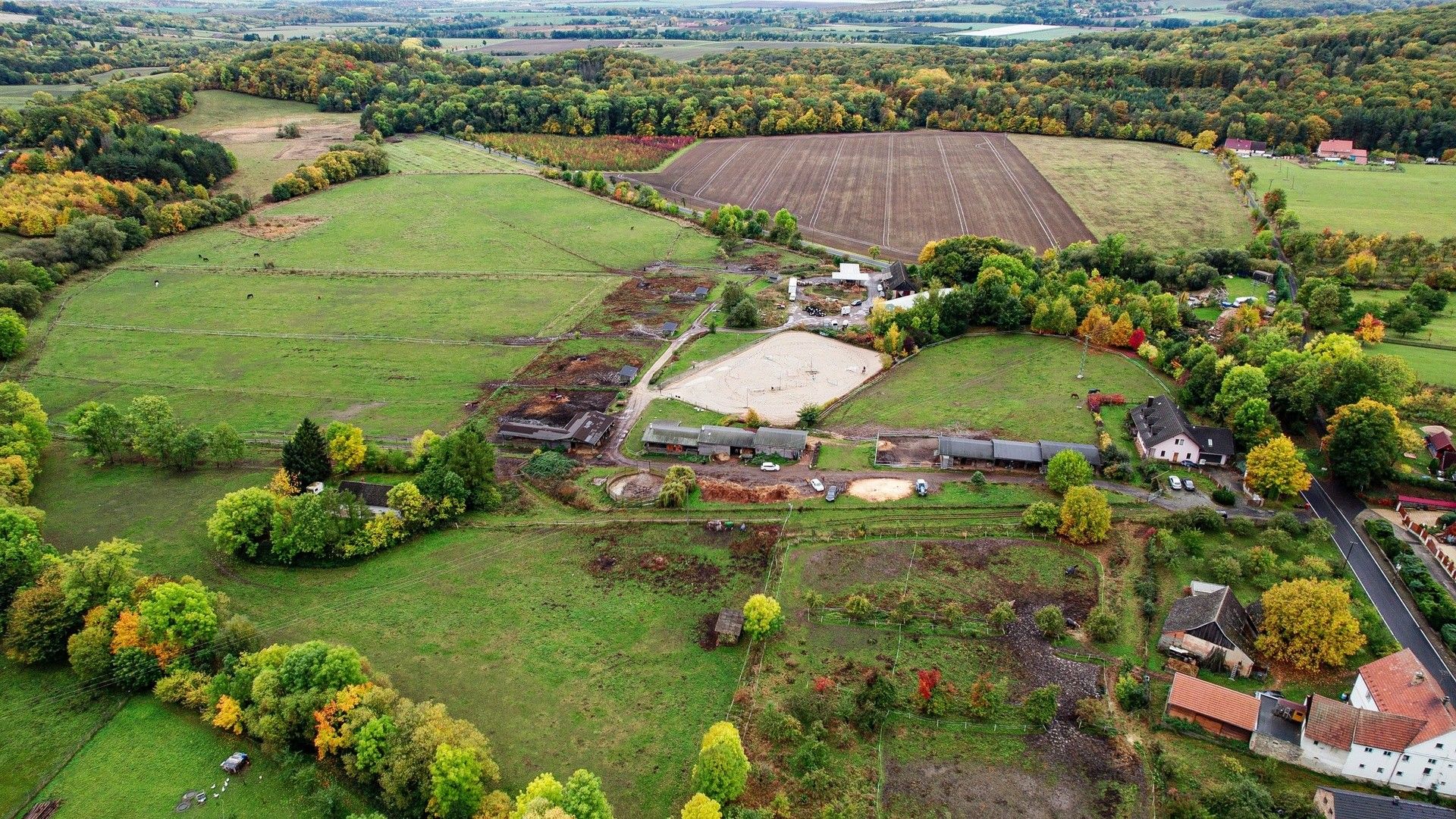 Prodej pozemek - Třebušín
