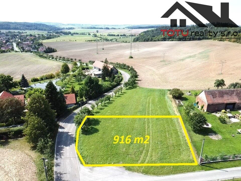 Zahrady, Habřina, 916 m²