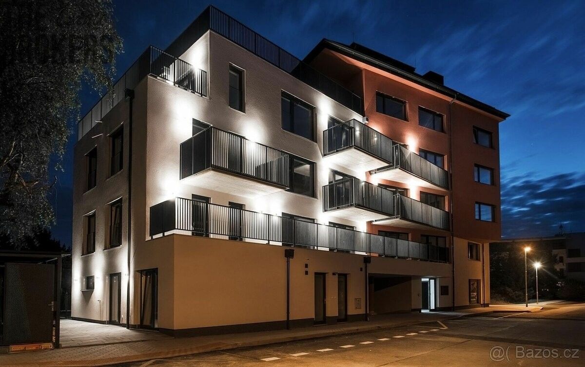 2+kk, Praha, 165 00, 69 m²