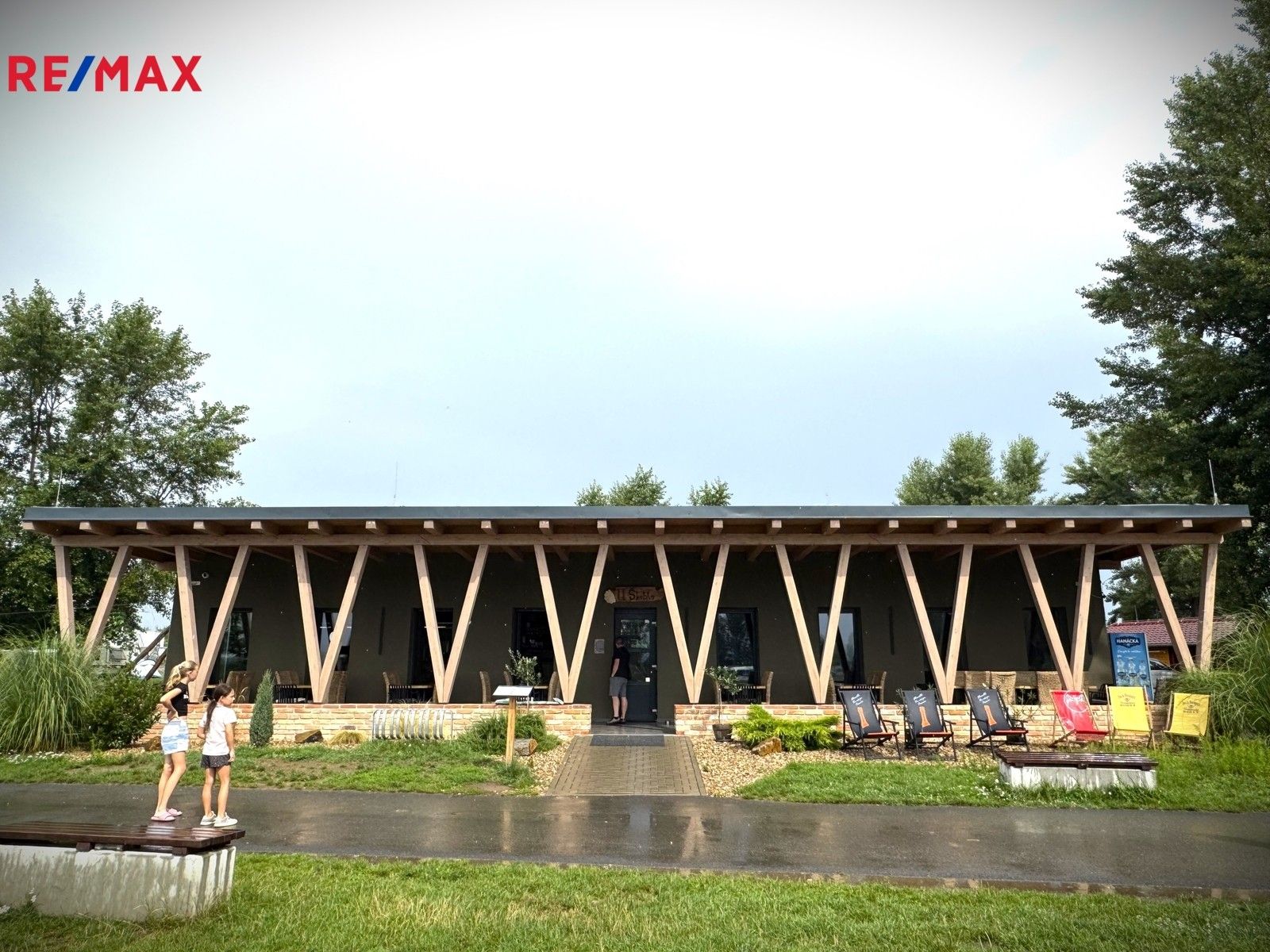 Restaurace, Pasohlávky, 272 m²