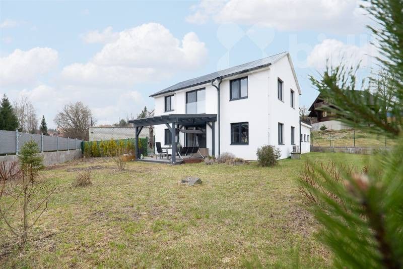 Prodej rodinný dům - Konojedy, 193 m²