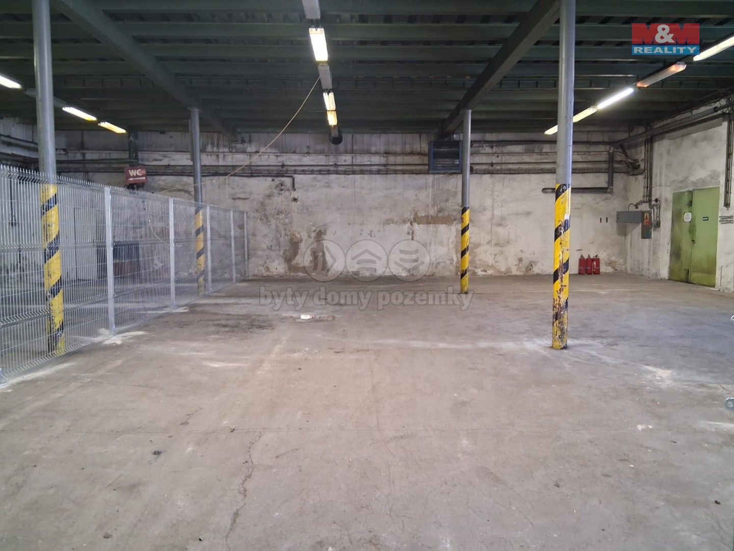 Pronájem sklad - Drážďanská, Ústí nad Labem, 195 m²
