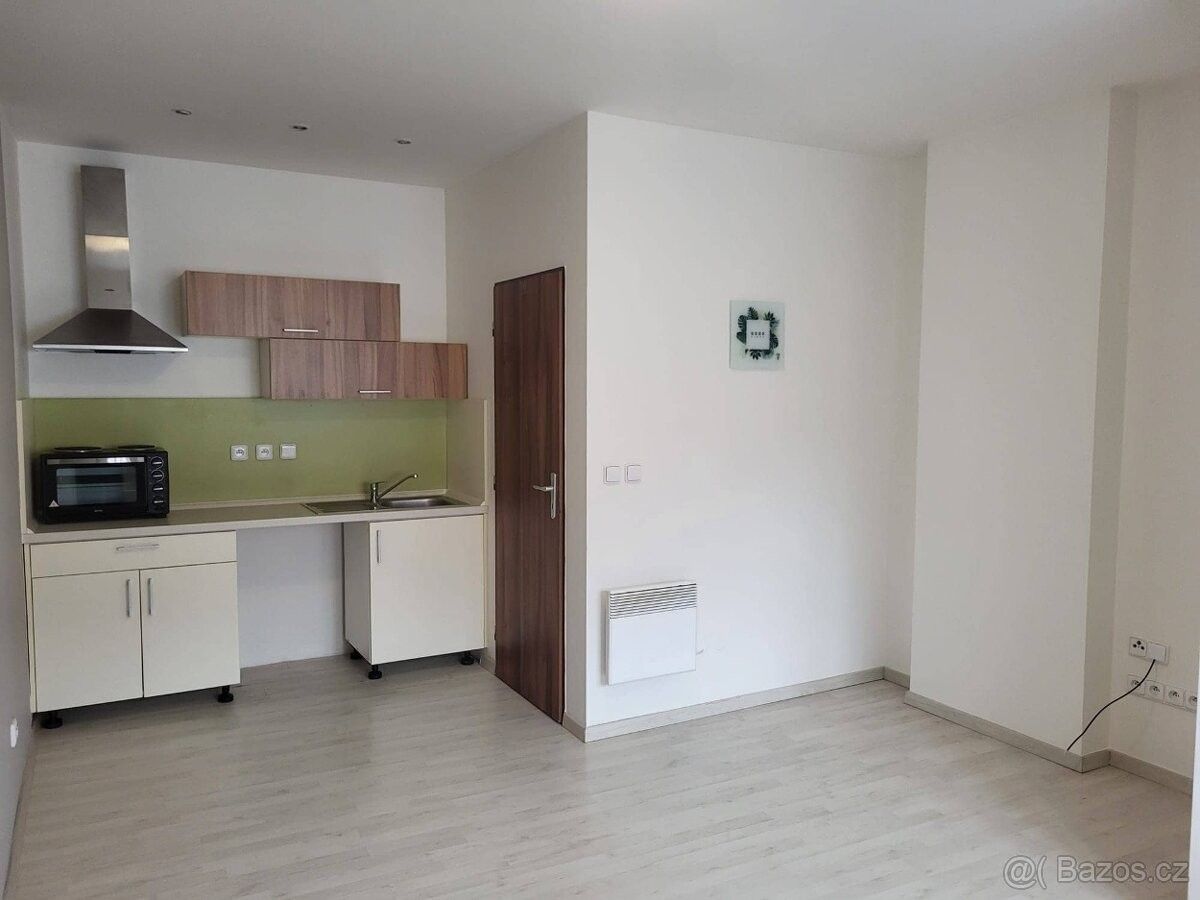 1+kk, Chlumec nad Cidlinou, 503 51, 28 m²