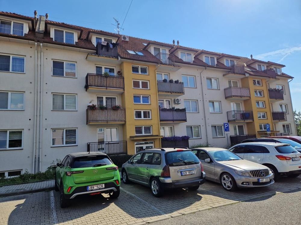 Prodej byt 2+1 - Uherský Brod, 688 01, 62 m²