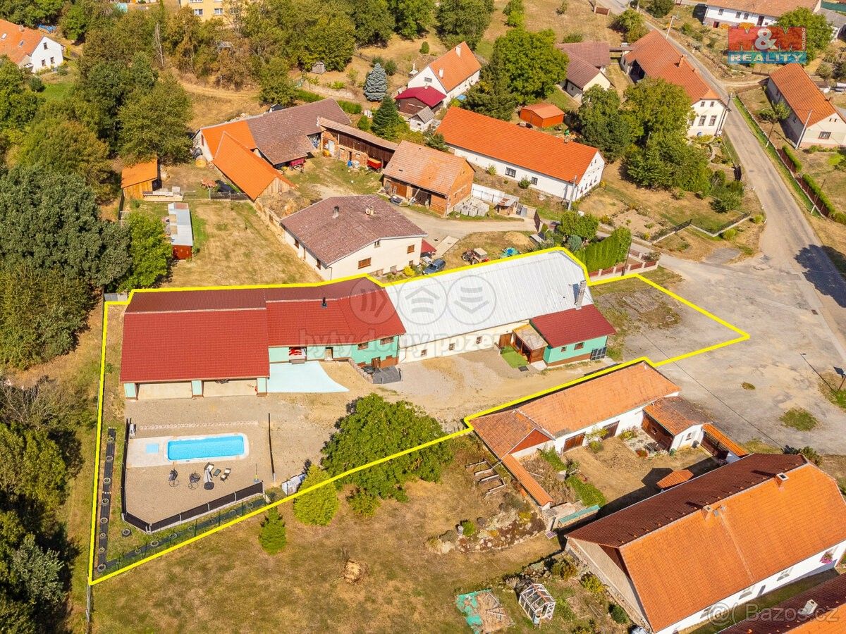 Prodej dům - Postupice, 257 01, 812 m²