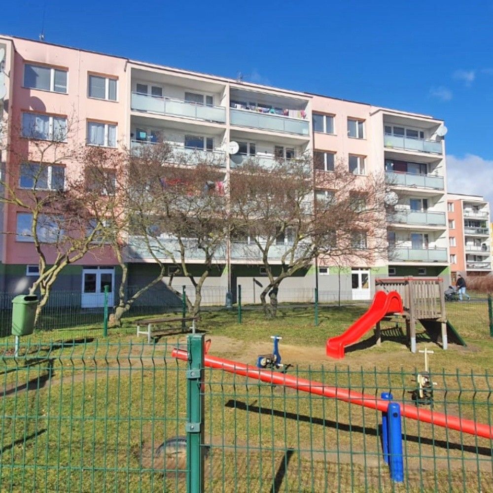 Pronájem byt 1+1 - Králův Dvůr u Berouna, 267 01, 40 m²