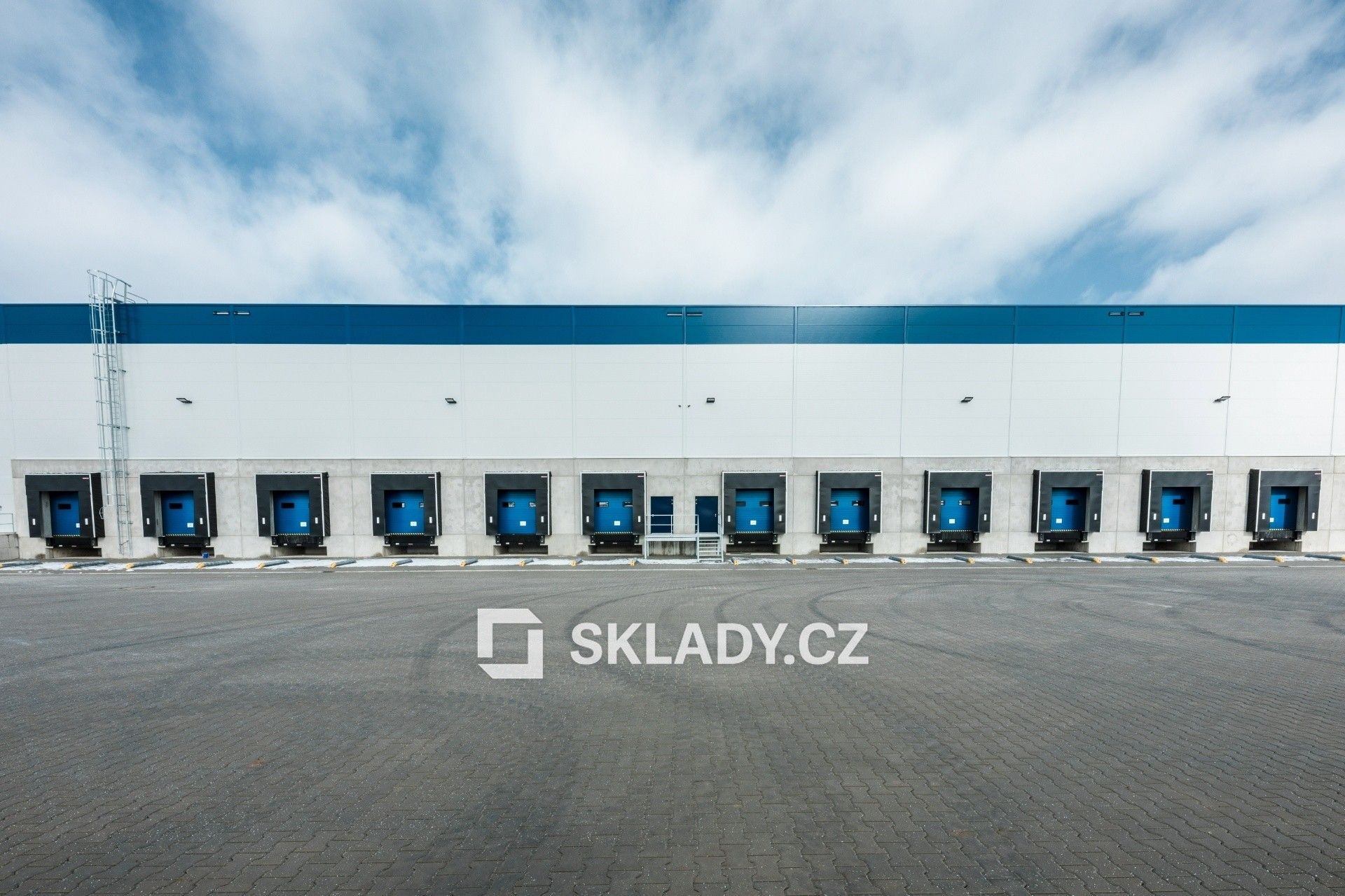 Sklady, Kladno, 10 000 m²