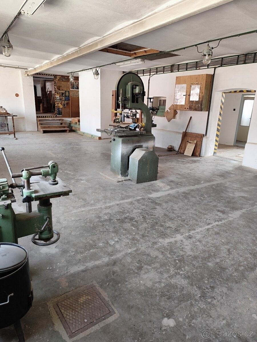 Sklady, Hrotovice, 675 55