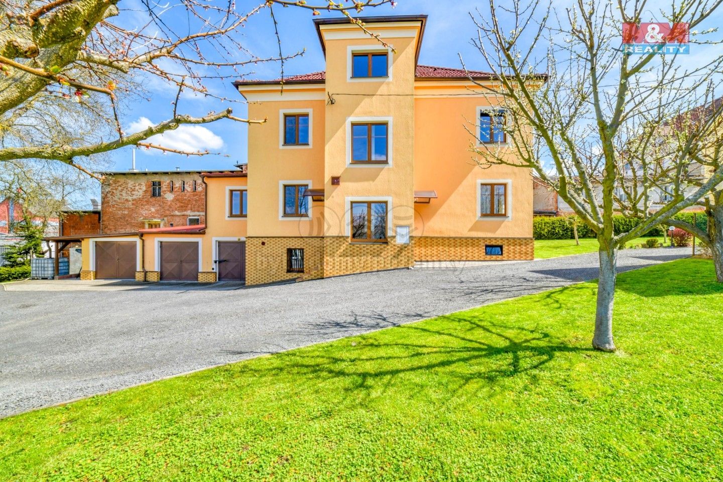 Rodinné domy, Pražská, Cheb, 248 m²