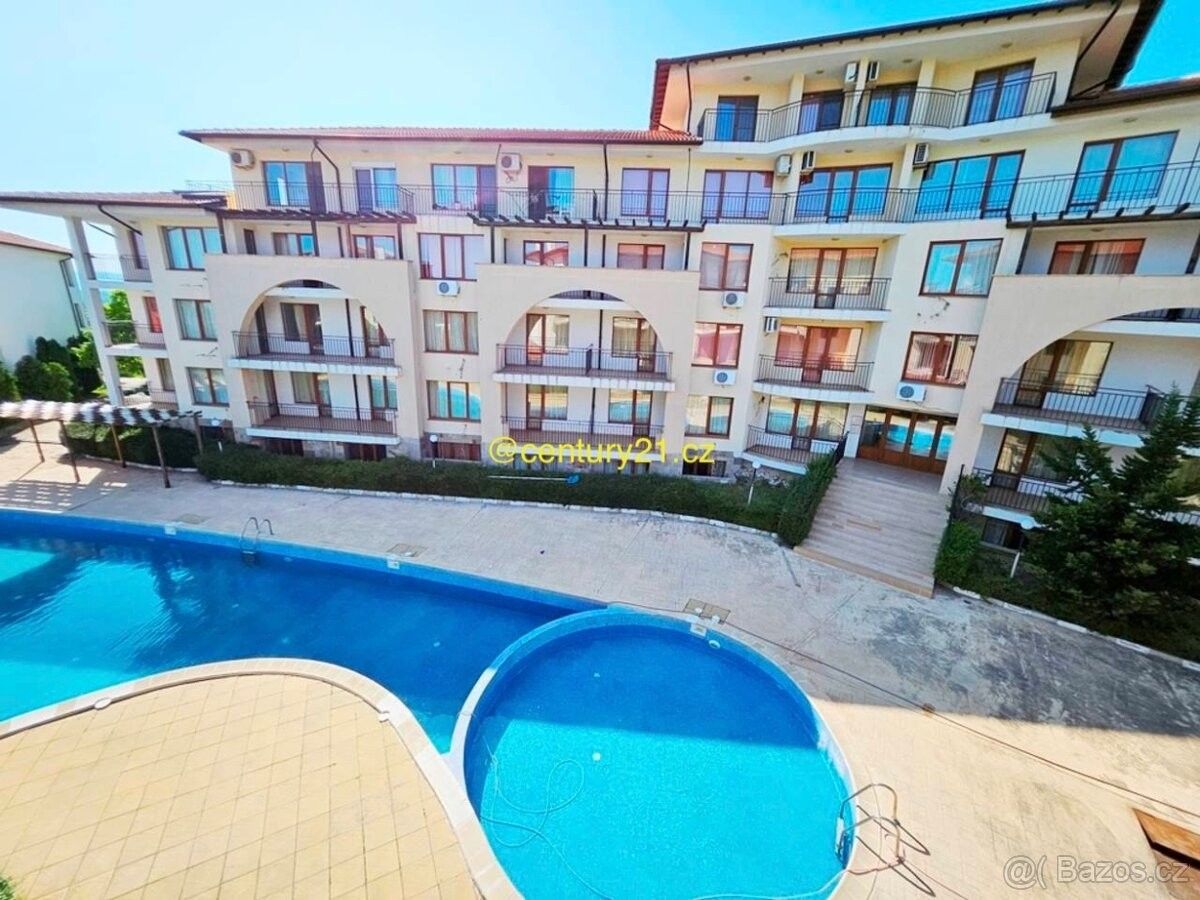 Byty, 987 66, Zahraničí