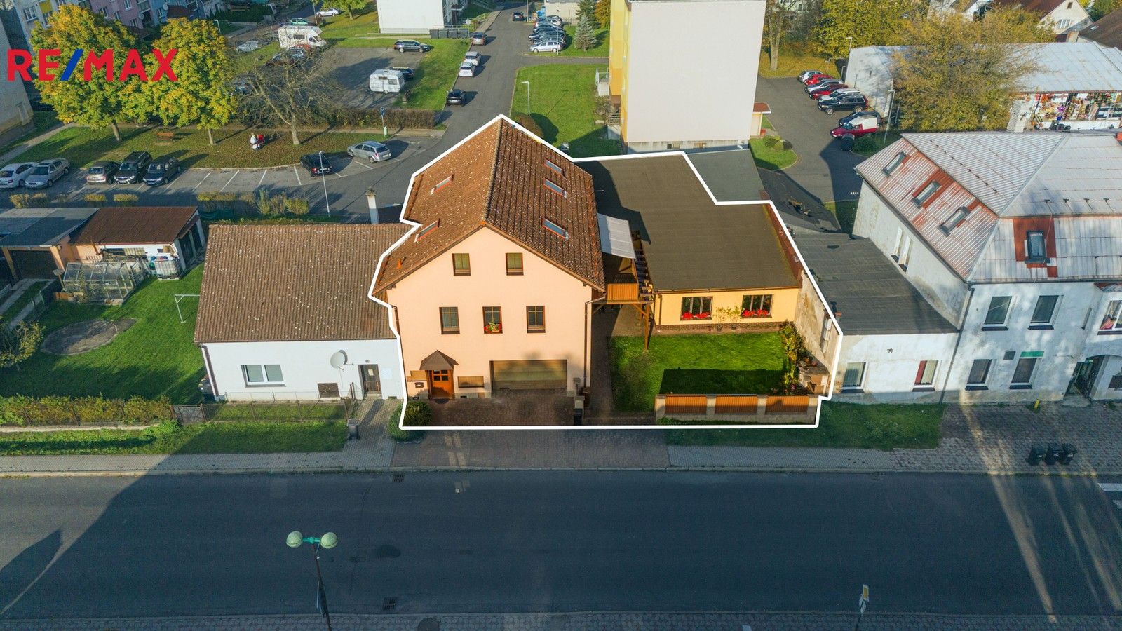 Prodej rodinný dům - Komenského, Cvikov, 298 m²