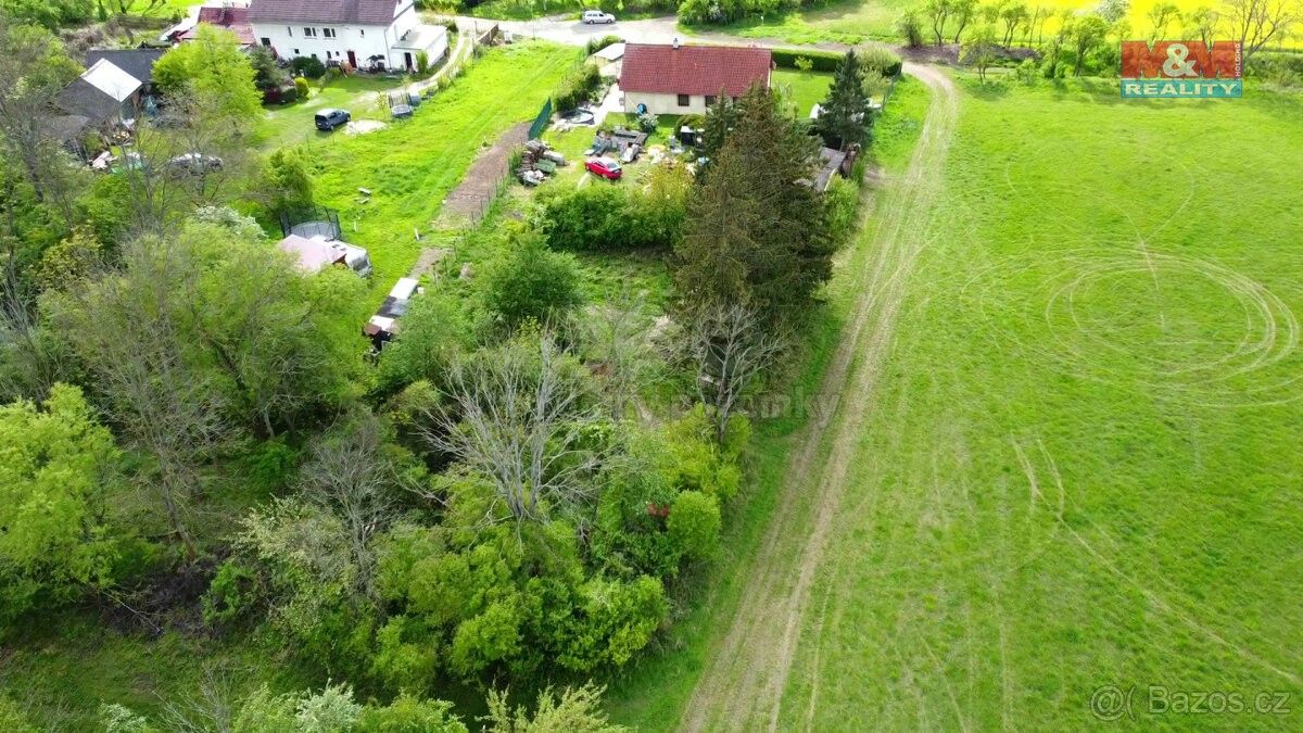 Prodej pozemek - Nebužely, 277 34, 808 m²