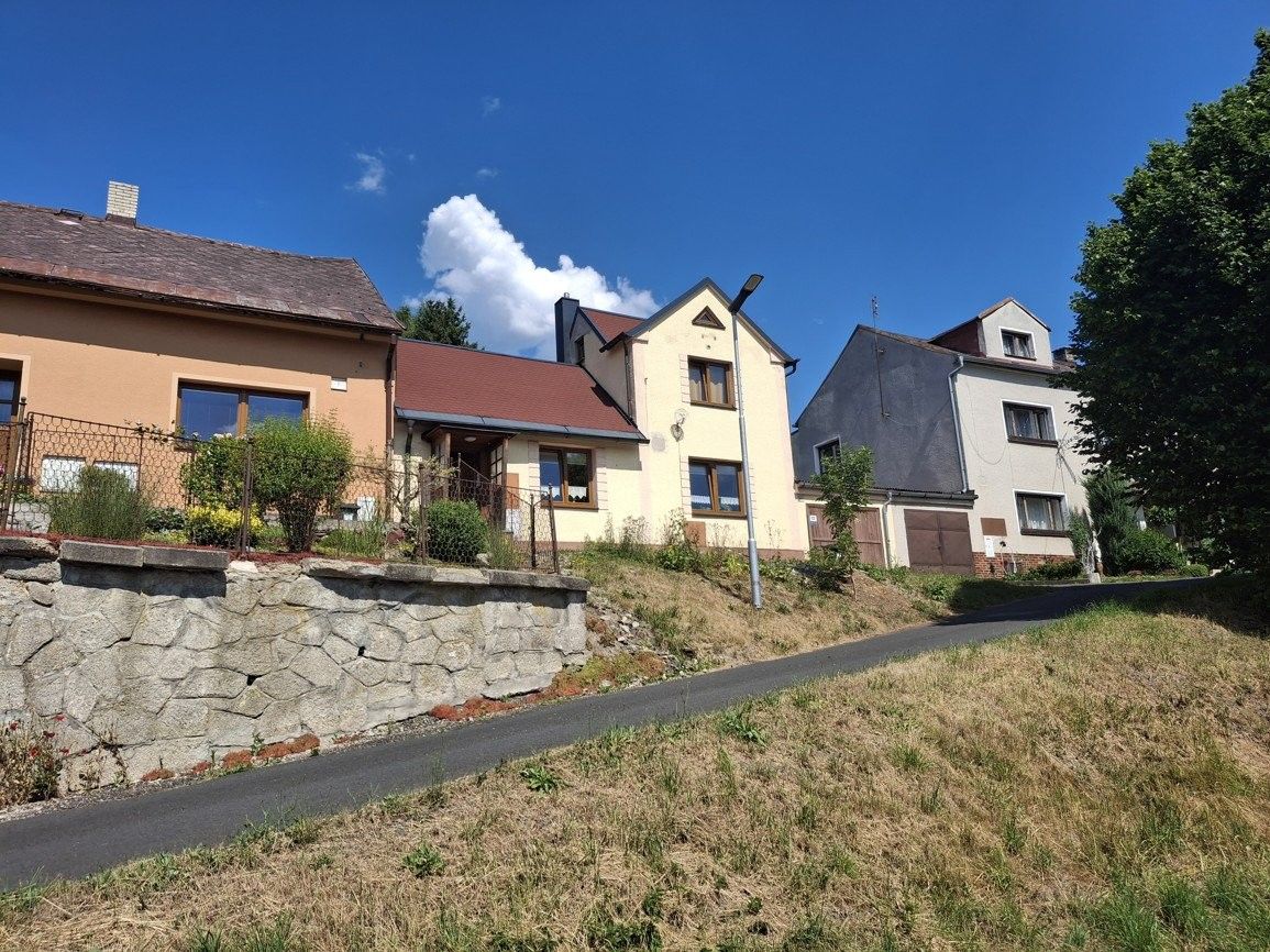 Prodej rodinný dům - Masarykova, Luby, 95 m²