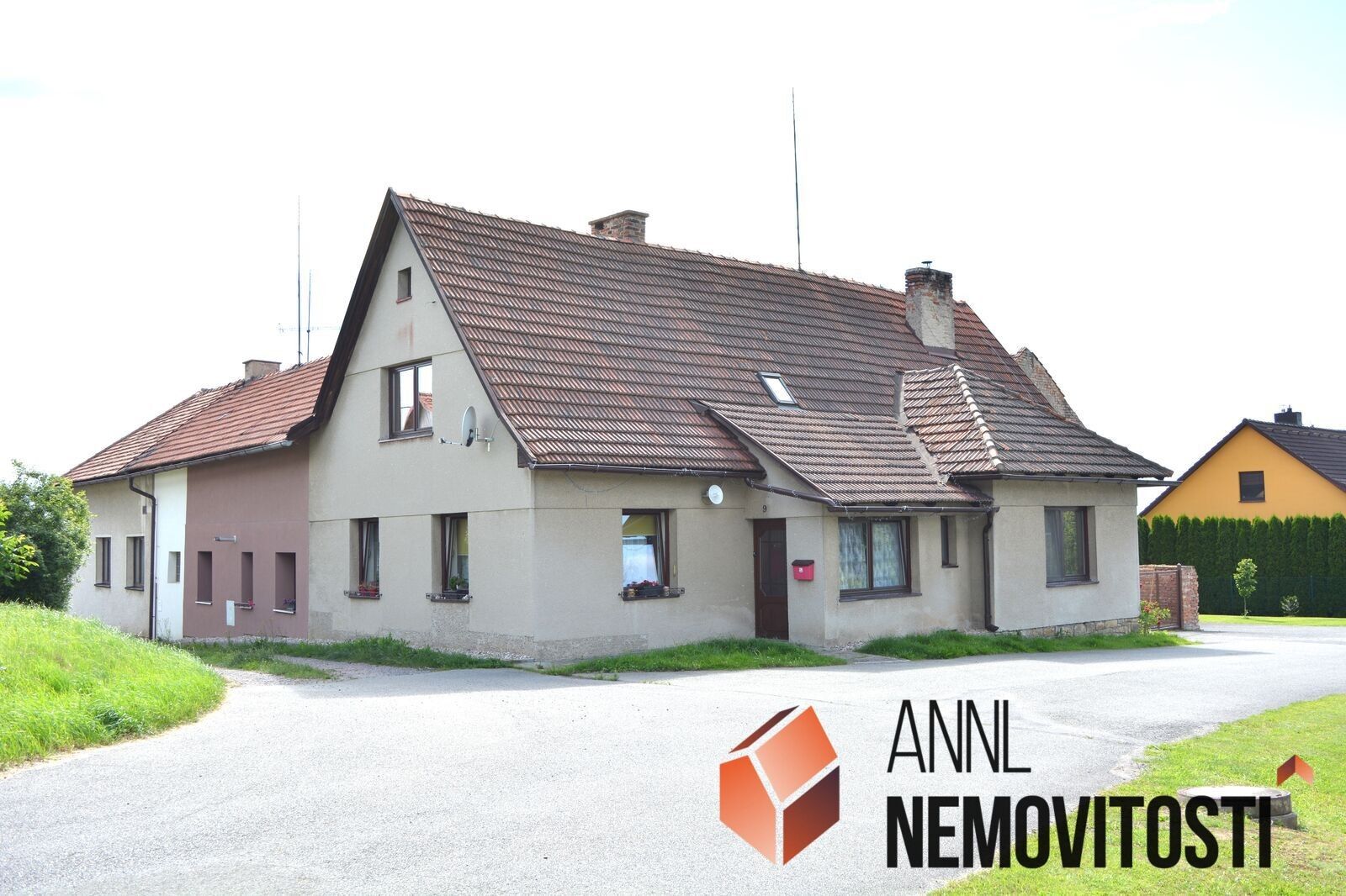 Prodej rodinný dům - Němčí, Podlesí, 220 m²