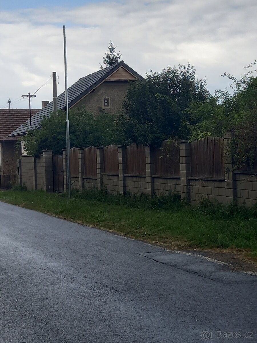 Pozemky pro bydlení, Klokočná, 251 64