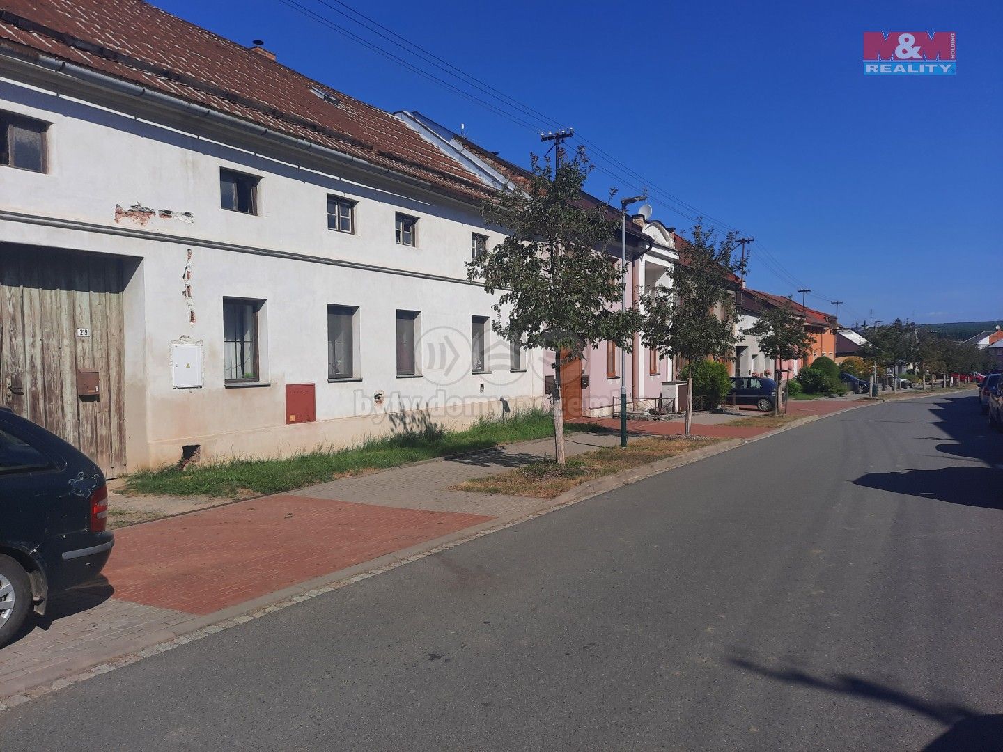 Prodej rodinný dům - Komárov, Velký Týnec, 190 m²