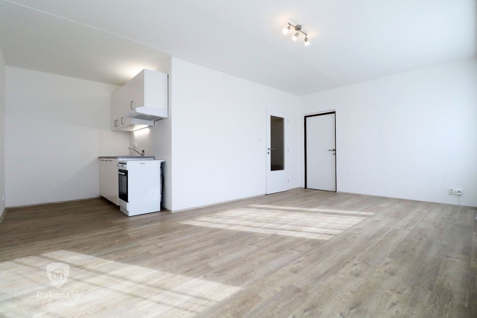 2+kk, Holandská, Kladno, 48 m²