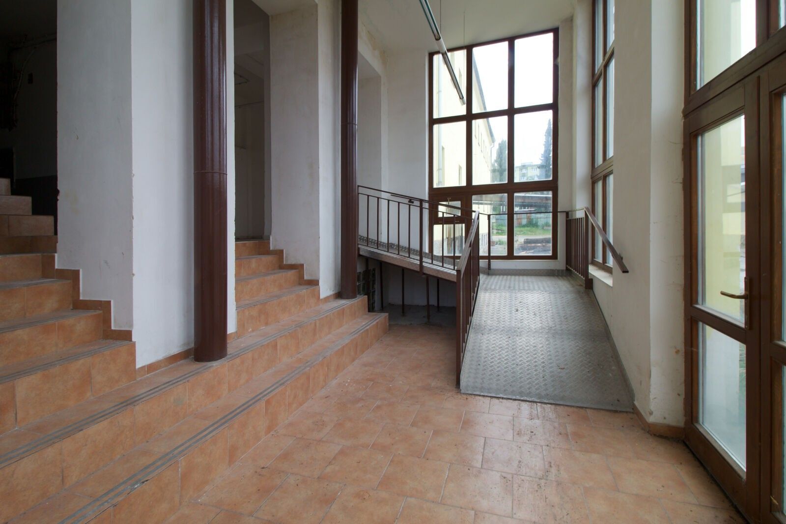 Pronájem sklad - Tovární, Chodov, 140 m²