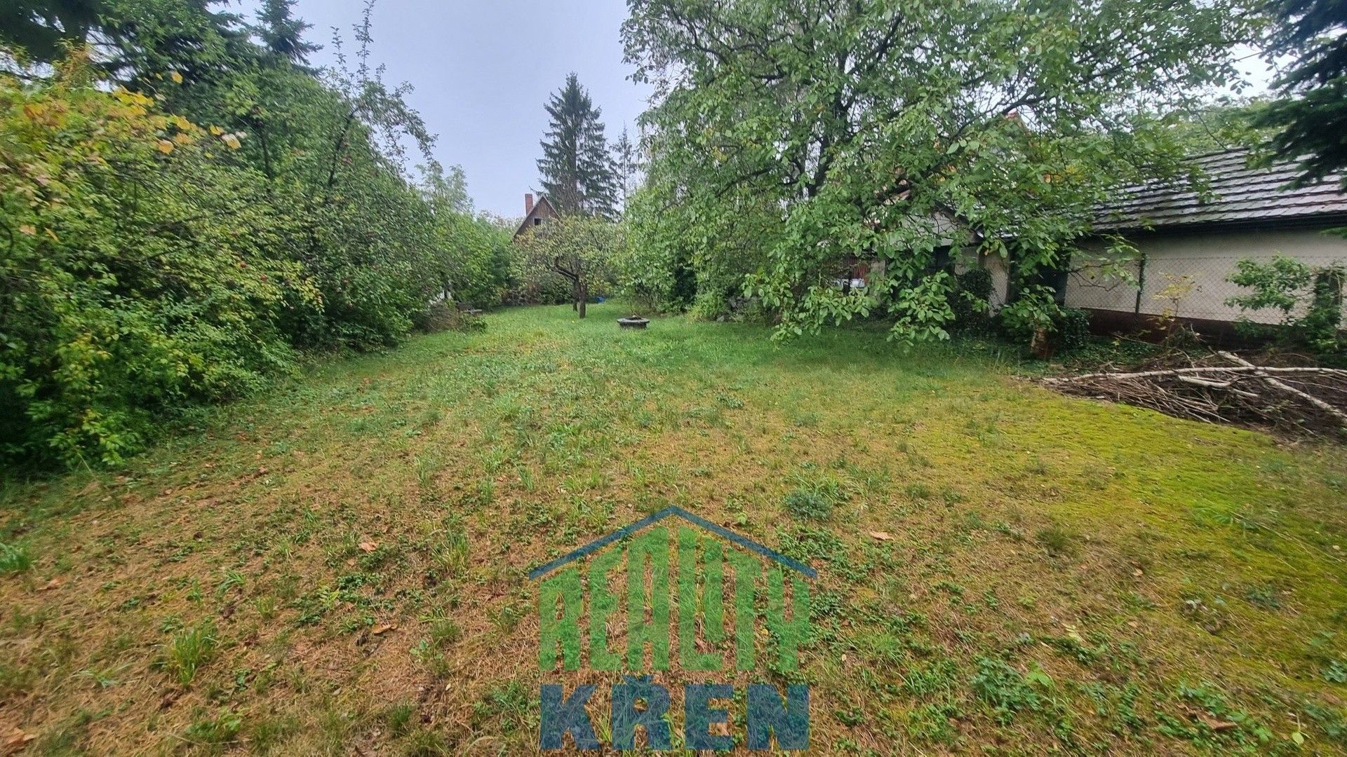 Prodej pozemek pro bydlení - Tišická, Kamenice